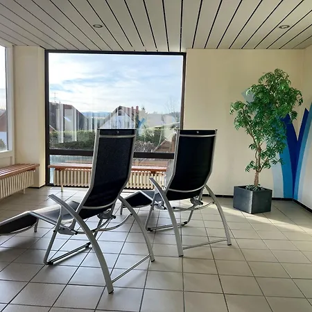 דירה Panoramablick Mit Schwimmbad Und Sauna לנצקירש