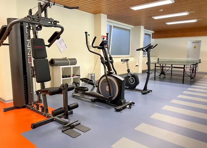 Panoramablick Mit Schwimmbad Und Sauna Apartamento