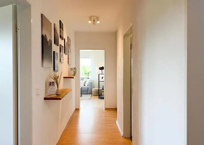 Panoramablick Mit Schwimmbad Und Sauna