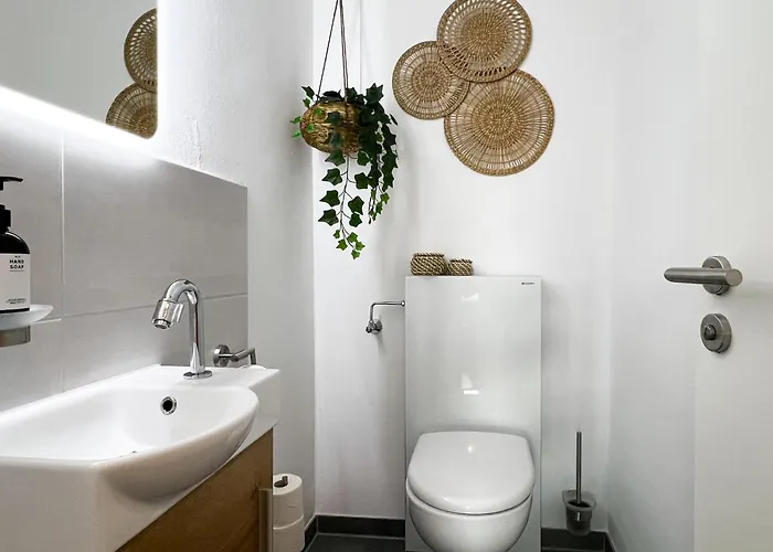 Panoramablick Mit Schwimmbad Und Sauna Apartamento *