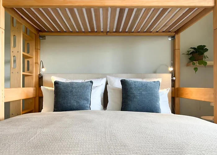 Panoramablick Mit Schwimmbad Und Sauna Apartamento *